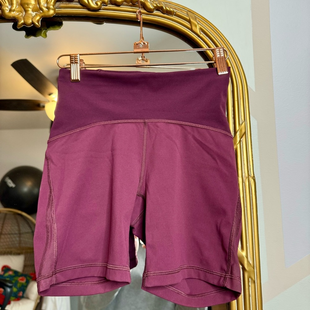 Lululemon train times shorts